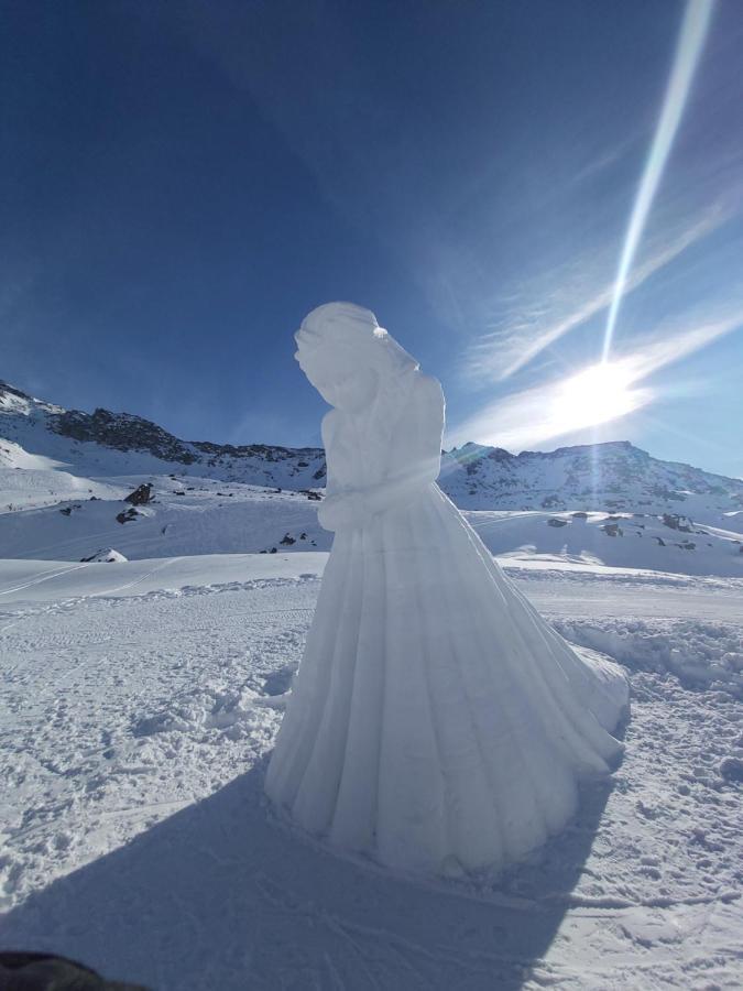 Vue Sur La Montagne, Au Pied Des Pistes 411 Val Thorens